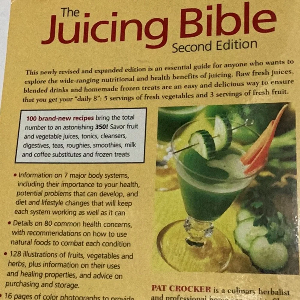 Set‎ of 2 Books Juicing/ Juice Diet Health & Wellness Natural Living Cookbooks
